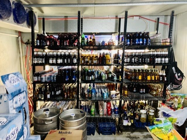 MANTENO - INVESTMENT OPPORTUNITY - BAR: 178 N Locust St, Manteno, IL 60950